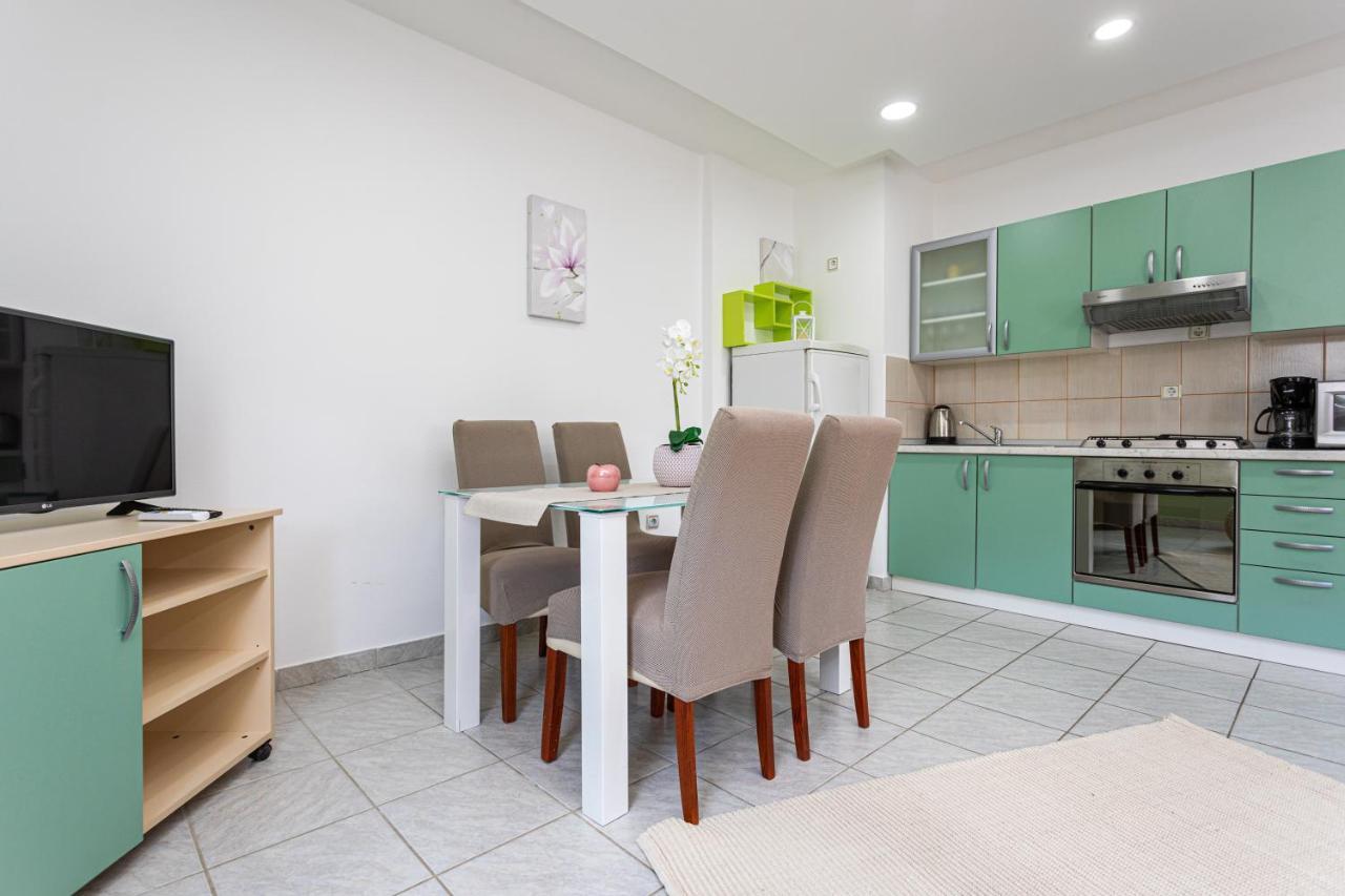 Apartments La Natalli Baška Eksteriør billede