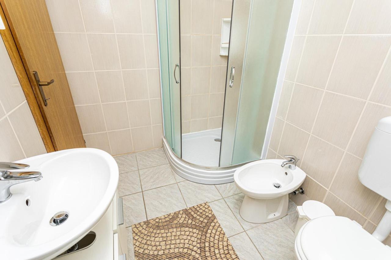 Apartments La Natalli Baška Eksteriør billede