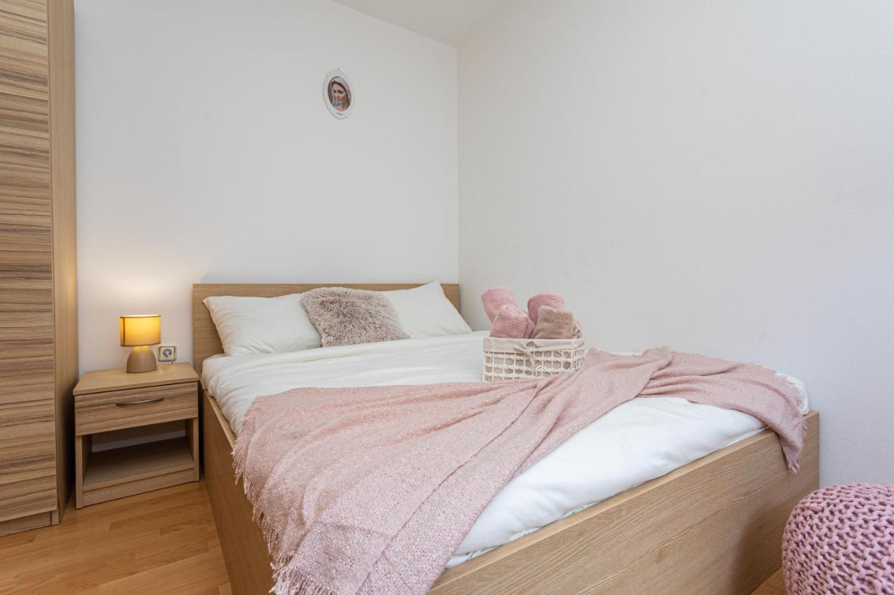 Apartments La Natalli Baška Eksteriør billede