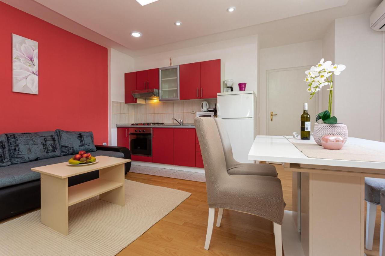 Apartments La Natalli Baška Eksteriør billede