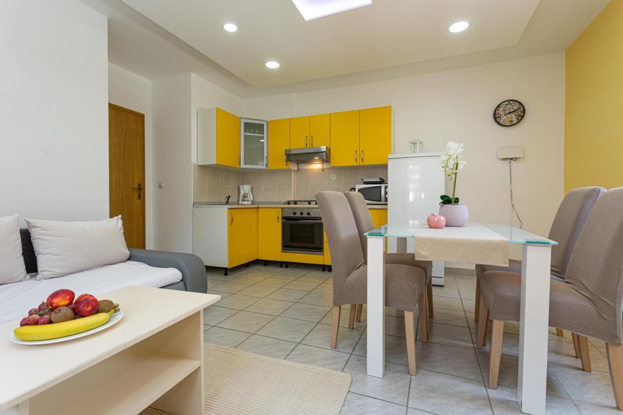 Apartments La Natalli Baška Eksteriør billede